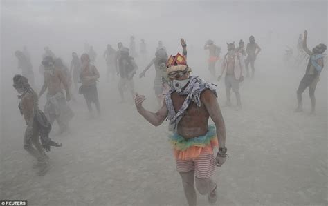 Burning Man entry wait times reportedly hit 10 hours after dust storms ...