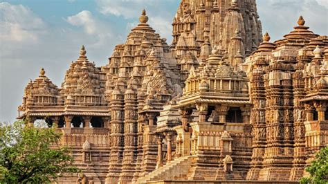 Explore the Ancient Temples of India