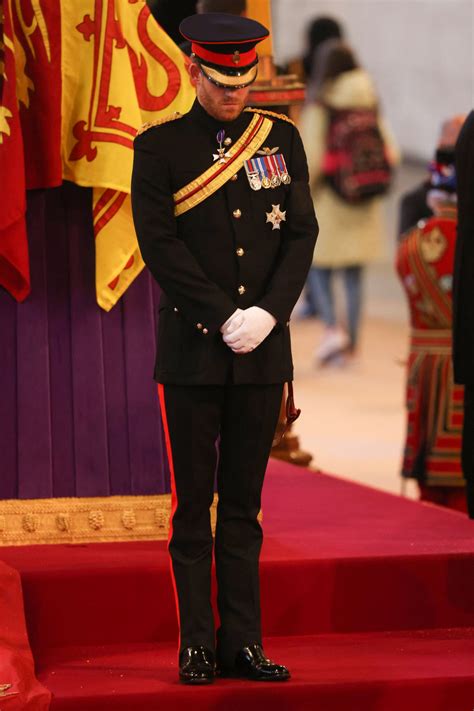 Prince Harry Wears Military Uniform at Vigil For the Queen | PS Celebrity