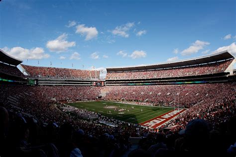 Football Fans Are Debating Whether Tennessee Got Away With Punching ...