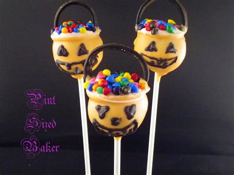 Halloween Cake Pops - Pint Sized Baker