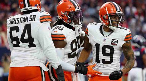 Browns Lose WR Cedric Tillman to Concussion Ahead of Playoffs