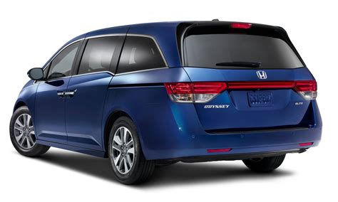 2014 Honda Odyssey Touring Elite minivan debuts new HondaVAC in-car vacuum cleaner Odyssey ...