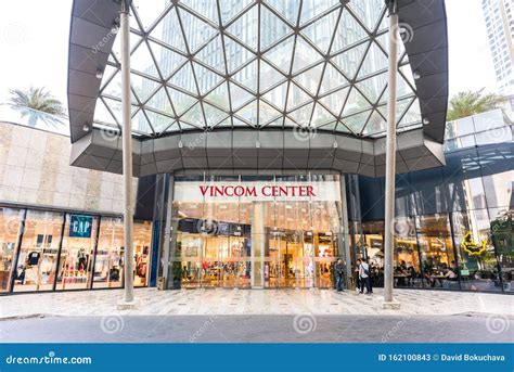 Ho Chi Minh City, Vietnam: the Entrance of Vincom Center Shopping Mall at Landmark 81 Editorial ...