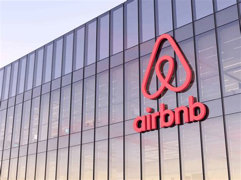 Guide to Working at Airbnb - Forage