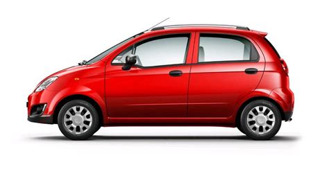 Chevrolet Spark LS (Petrol) Price, Specs, Review, Pics & Mileage in India