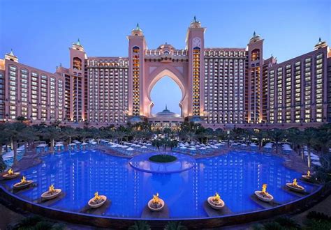 UAE hotels likely to see record occupancy and room rates in Q4 | AGBI