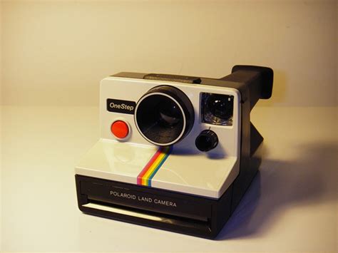 New Polaroid Camera Will Shake it With Built-in Printer | WIRED