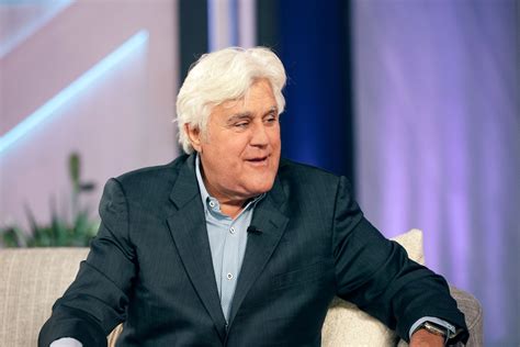 Jay Leno Debuts His ‘Brand New Face’ After Suffering Third-Degree Burns ...