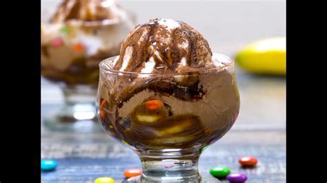 Banana Chocolate Sundae | Banana Chocolate Sundae Recipe - YouTube