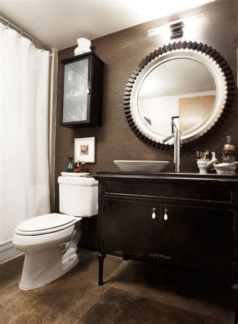 Masculine Bathroom Decor