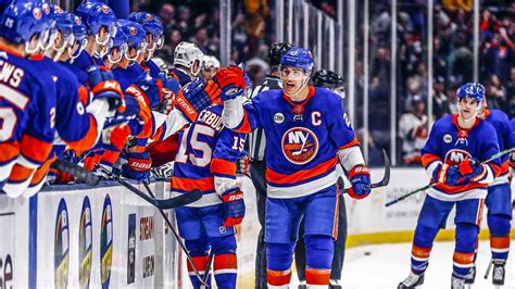 The New York Islanders get set to endure their first playoff run together