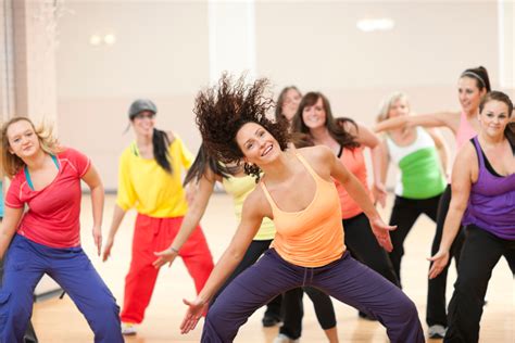 Lợi ích của việc tham gia các lớp nhảy: Zumba, Aerobic,...