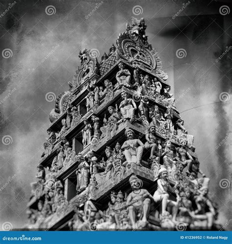 Sri Mariamman Hindu Temple in Singapore. Stock Photo - Image of hindu, architecture: 41236952