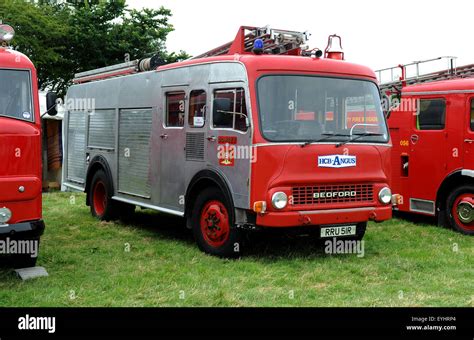 Vintage British Fire Engine High Resolution Stock Photography and Images - Alamy