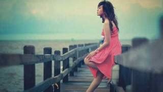 Foreigner - Waiting for a Girl Like You [Lyrics] Chords - Chordify