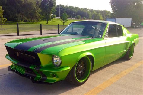 1967 Ford Mustang Restomod Looks Venomous - autoevolution