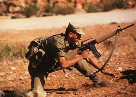 Lebanese Forces. Christian Militia. Kataeb. | Lebanese civil war, Old photos, Military