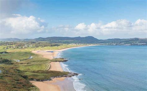 16 Stunning Donegal Beaches for Memorable Family Fun