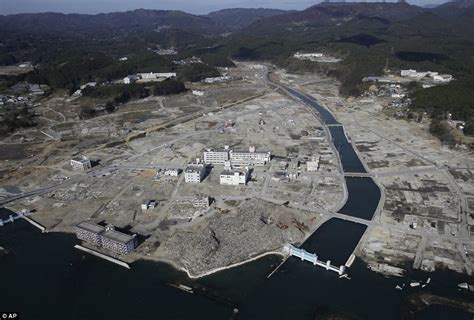 Japan's tsunami-battered towns are finally cleared of rubble | Daily ...