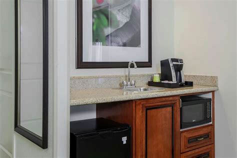 Hilton Garden Inn Chicago / Midway Airport Chicago | Bookonline.com