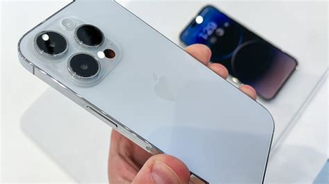 iPhone 14 Cameras: 48MP Sets the Pro Apart | PCMag