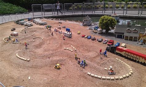 Lego Dirt Bike Racing | NellCR | Flickr