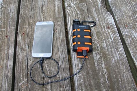 Jackery Armor 9000 mAh Charger Review | Backdoor Survival