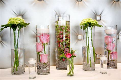 21 Popular Big Glass Vase Decoration Ideas 2024
