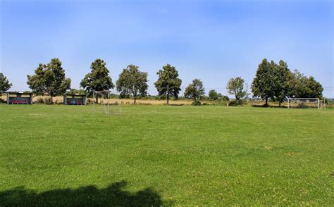 File:Čelákovice, Záluží, soccer field.jpg - Wikimedia Commons