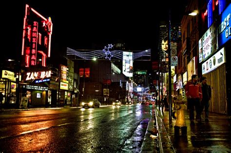 night rain in the city | Shot on a rainy night, no crop, I l… | Flickr