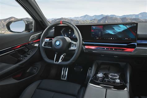 The new BMW i5 M60 xDrive - Interior (05/2023).