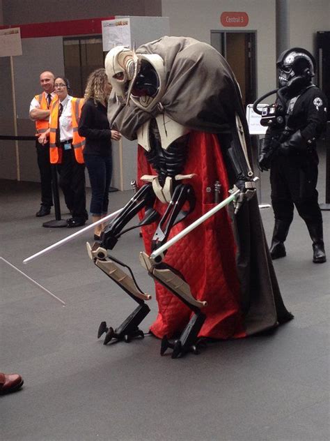 General Grievous @ MCM Macnchester Comic Con 2014 by feafulevil | Star wars costumes, Star wars ...