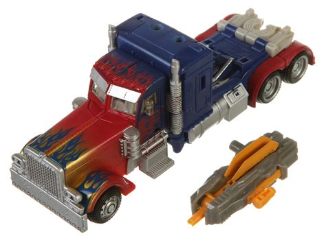 Deluxe Class Optimus Prime (Transformers, Movie - Dark of the Moon ...