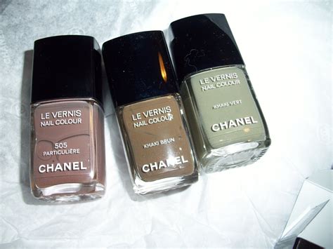 Lacroix the Beauty Blog: Chanel Khaki Brun a Fall Nail Spectacular!