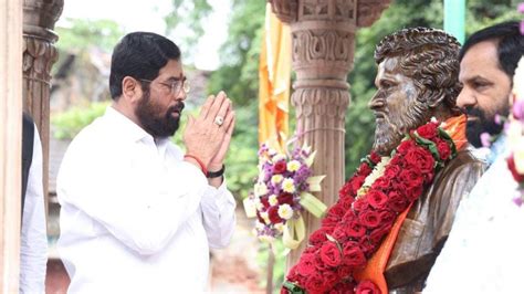 Anand Dighe Death Anniversary: CM Eknath Shinde commemorates Shiv Sena leader with ambulance ...