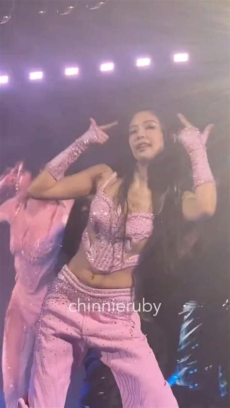 Jennie – Coachella [Video] | Jennie coachella, Coachella, Jenner