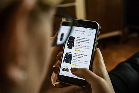 Benefits of buying clothes online 2024 : Top 10 Benefits