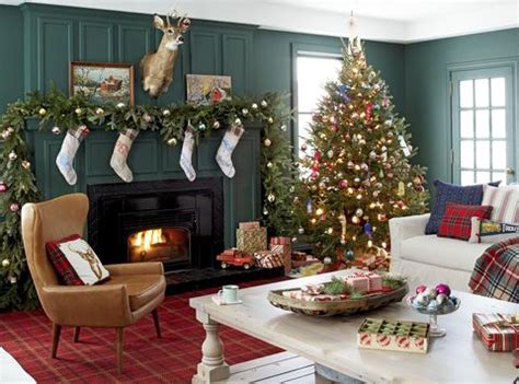 23 Christmas Living Room Decorating Ideas - How to Decorate a Living ...