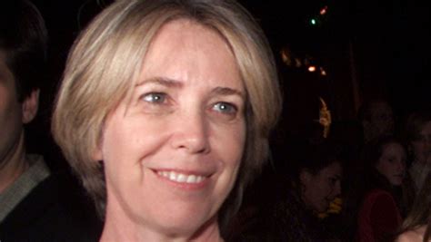 "E.T." screenwriter Melissa Mathison dies at 65 - CBS News