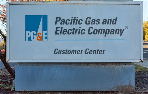 Pacific Gas and Electric Company discussing wildfire safety through ...