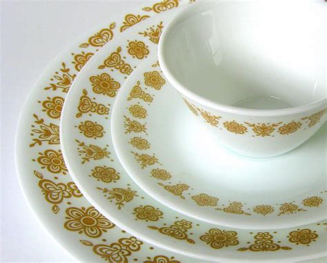 16-pc Vintage Corelle butterfly Gold Dinnerware | Etsy | Butterfly gold ...