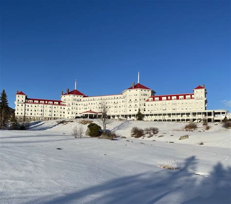 Mount Washington Hotel // 1902 – Buildings of New England