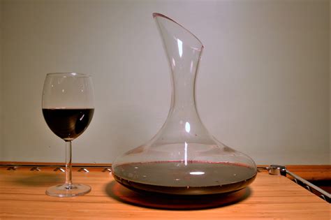 File:New Decanter.jpg - Wikimedia Commons