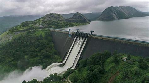 Gates of Idukki dam opened in rain-battered Kerala, rescue ops on | Latest News India ...