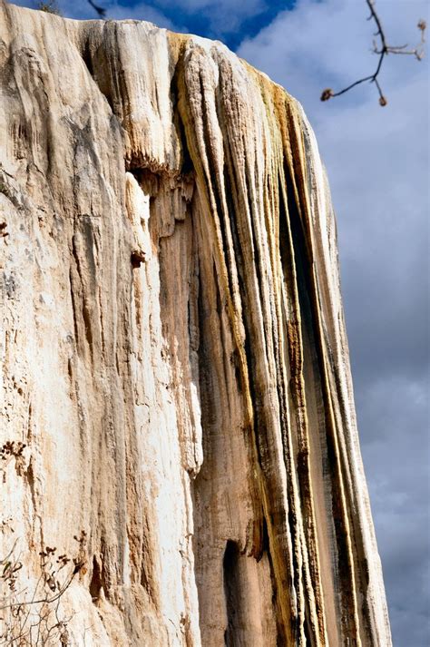 Hierve el Agua-Waterfall, Frozen In Time And Space - World inside pictures