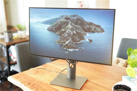 Dell's U3219Q 32-inch 4K monitor provides a perfect home office upgrade