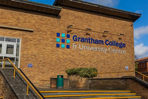 Grantham College - We have over 60 years’ experience of providing education and training.