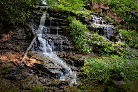 North Carolina Waterfalls - dwhike