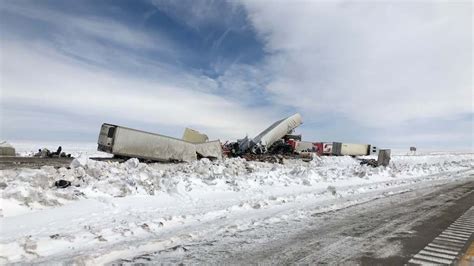 Authorities Close Portion Of I-80 In Wyoming After Fatal Crashes